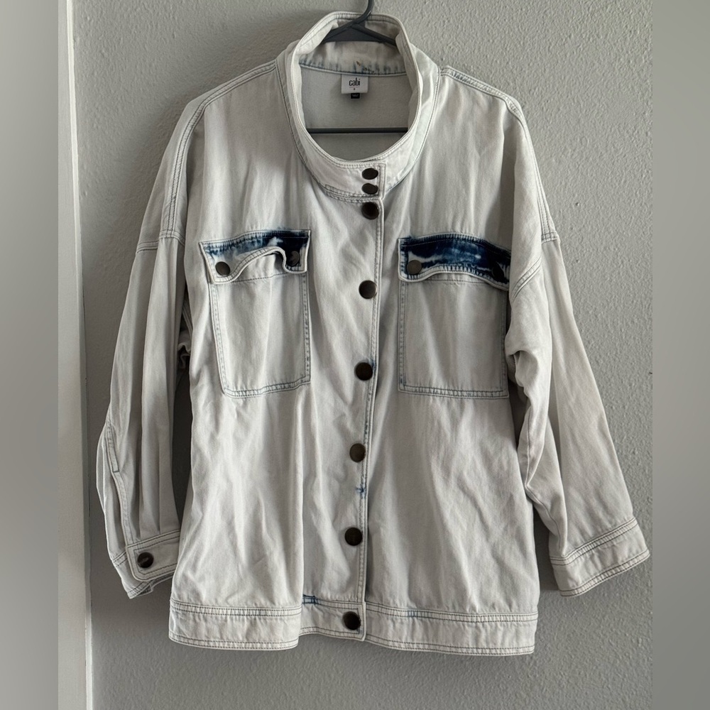 Cabi oversized jean jacket. Bleach washed denim jacket size small ‘Drew’ Style - Picture 8 of 16